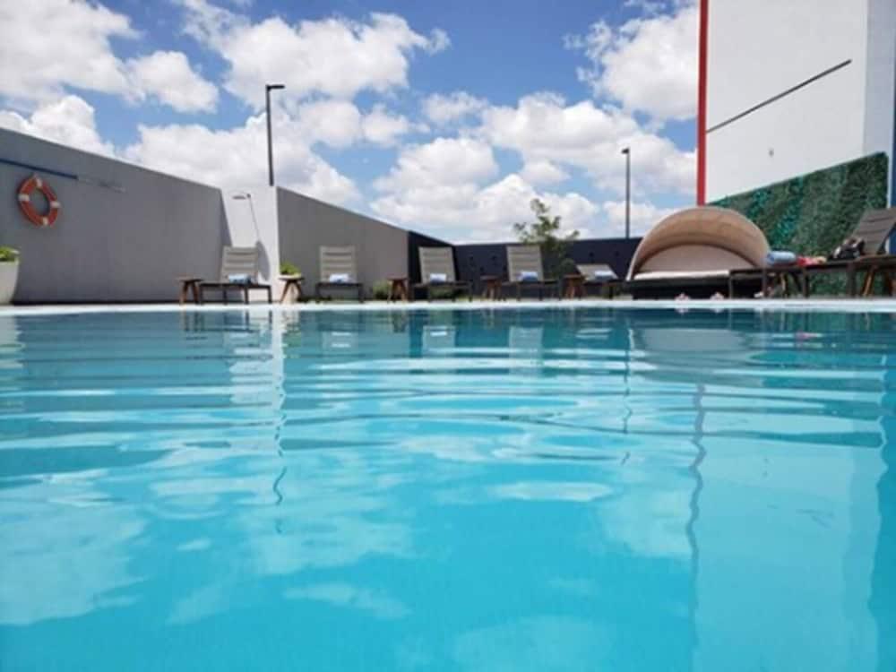 Hilton Garden Inn Σαλαμάνκα Εξωτερικό φωτογραφία